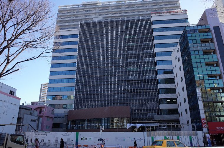 賃貸住宅「渋谷キャストアパートメント」建設中外観