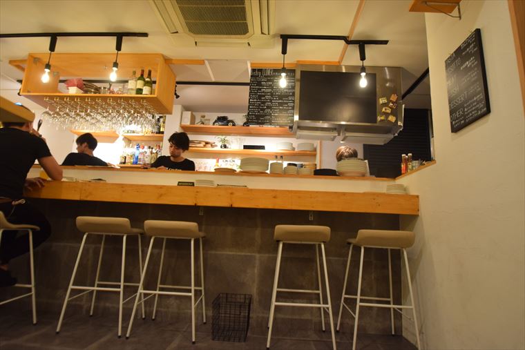 店舗紹介 Bistro Clover ワインとハイボール 新宿御苑前駅そばに移転 株式会社フタミ商事 新宿二丁目 新宿御苑不動産 店舗紹介 Bistro Clover ワインとハイボール 新宿御苑前駅そばに移転 株式会社フタミ商事 新宿二丁目 新宿御苑不動産